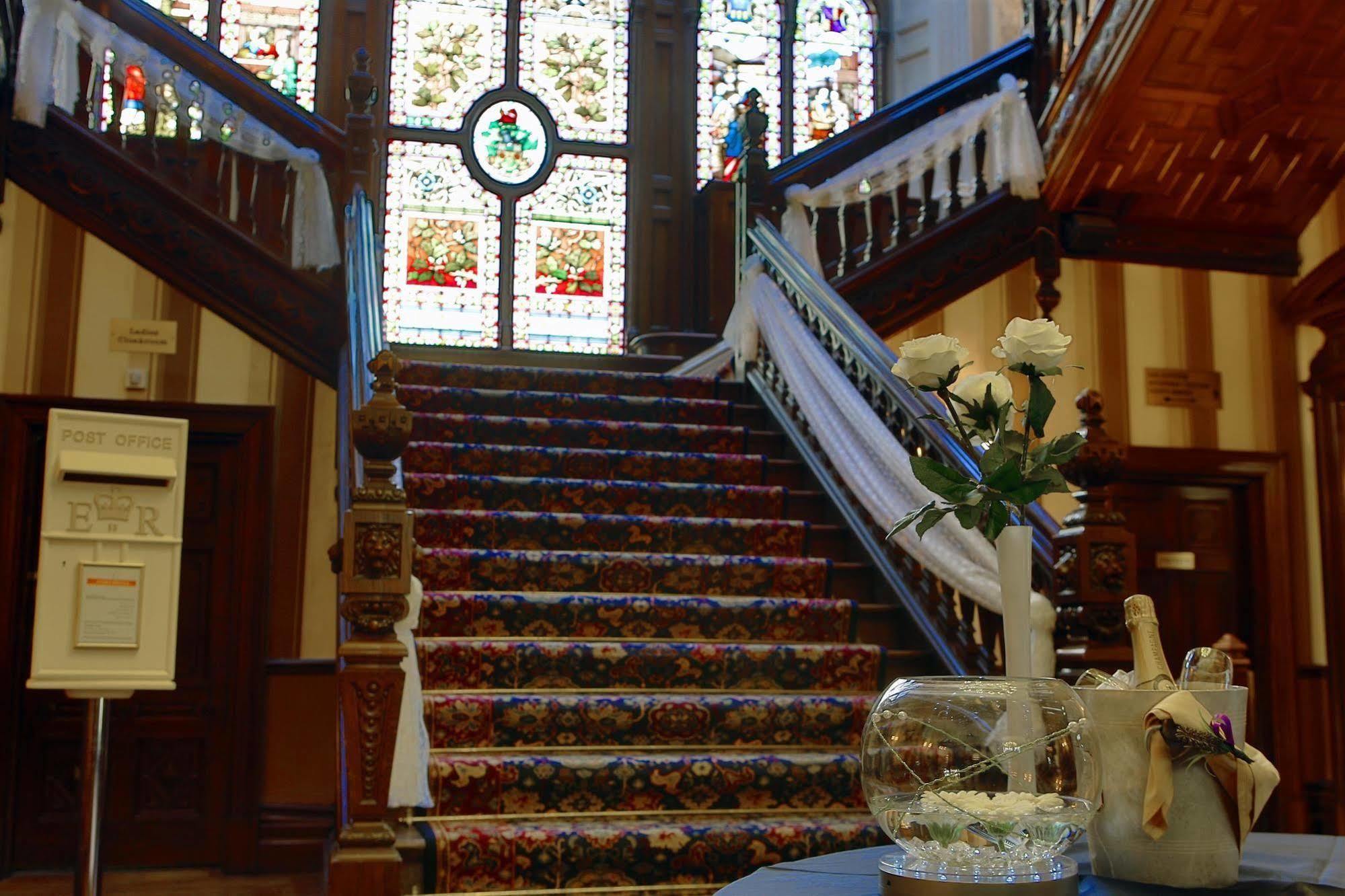 Burnley North Oaks Hotel And Leisure Club Экстерьер фото