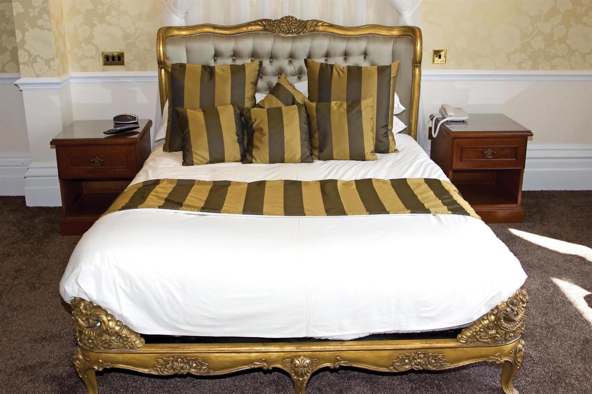 Burnley North Oaks Hotel And Leisure Club Экстерьер фото